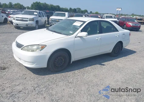 2006 Toyota Camry Le/Se/Std/Xle из США, поврежденный, VIN 4T1BE32KX6U735138